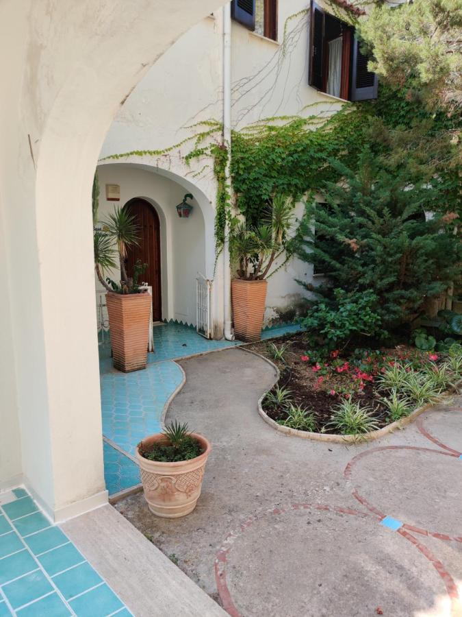 Apartamento Casa La Scogliera Praiano Exterior foto