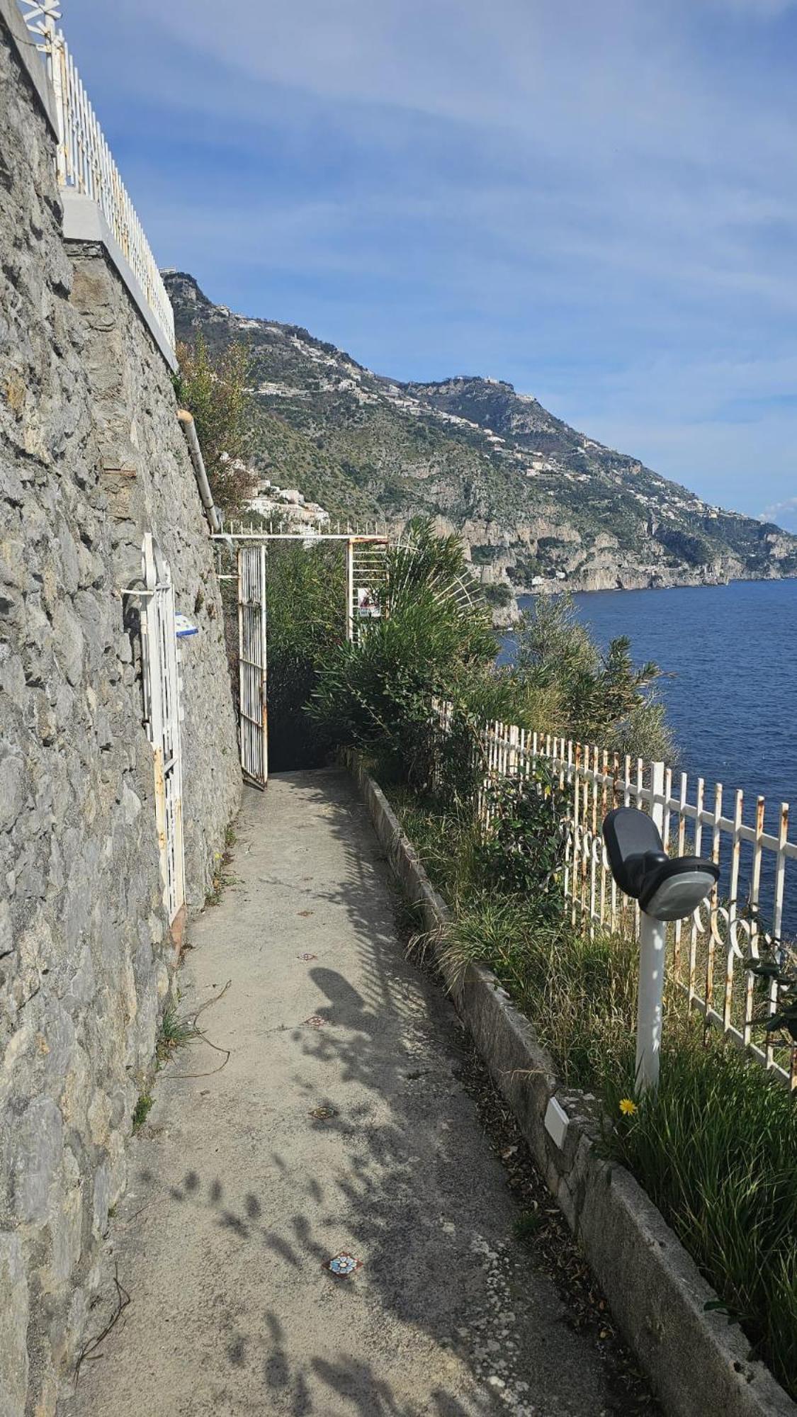 Apartamento Casa La Scogliera Praiano Exterior foto